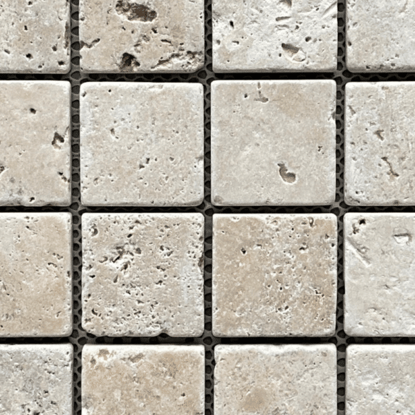 Zbliżenie na Mozaika trawertynowa Classic 30,5x30,5 cm, grubość 1 cm