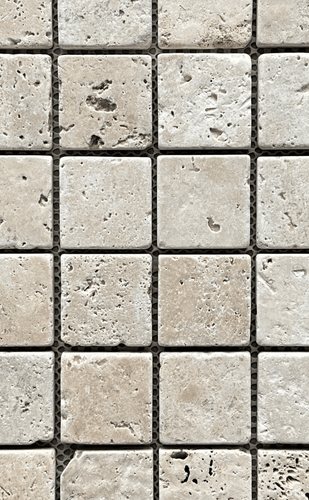 Zbliżenie na Mozaika trawertynowa Classic 30,5x30,5 cm, grubość 1 cm