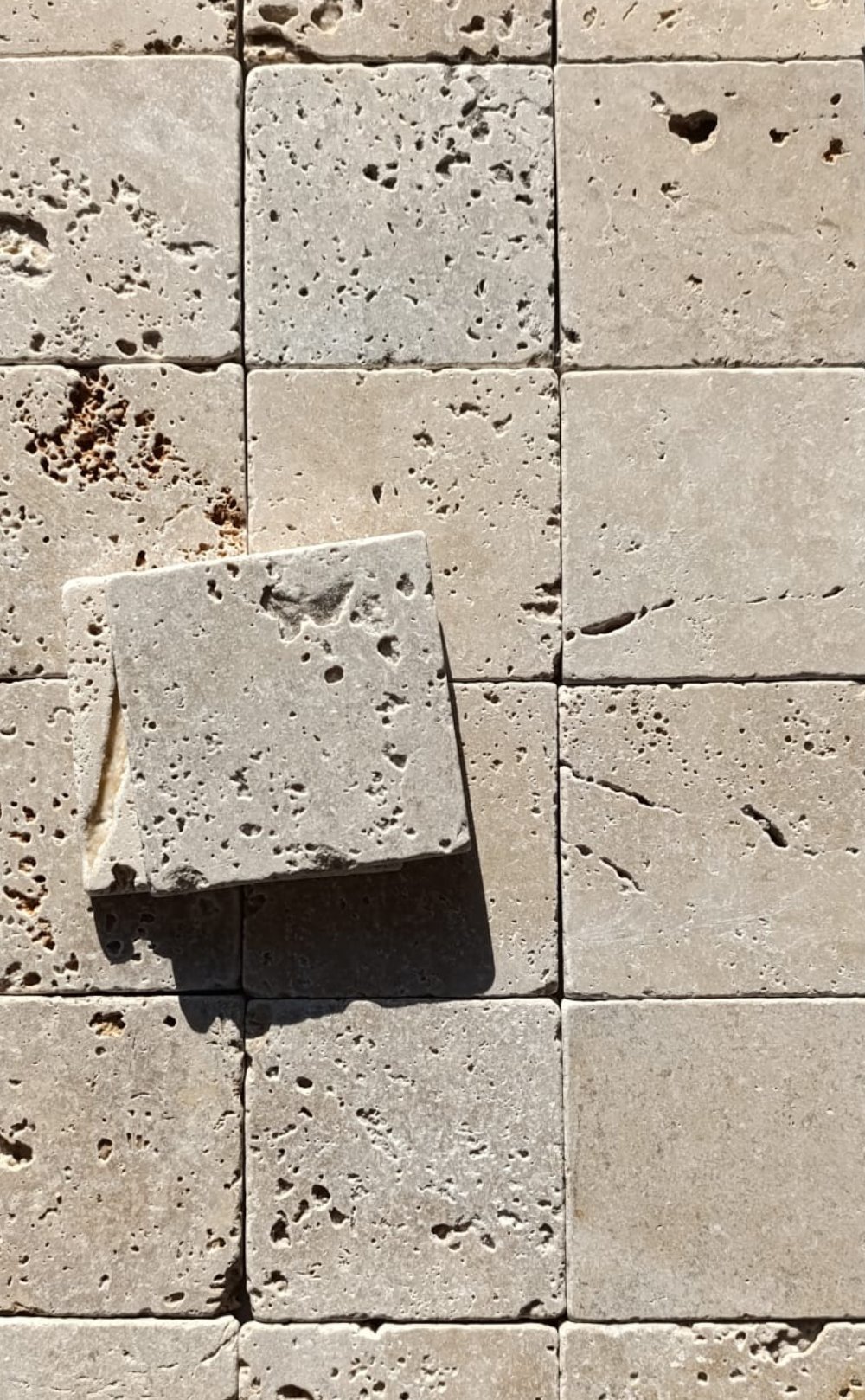 Płytki Classic Mix trawertyn 10x10 cm – unikatowa faktura i odcienie