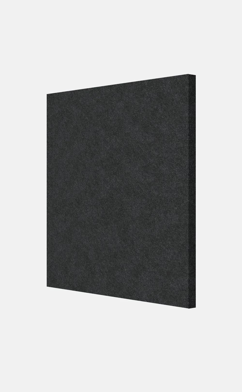 Płomieniowana płytka bazaltowa BLACK G690 o wymiarach 60x40x2 cm w głębokim, jednolitym odcieniu czerni.