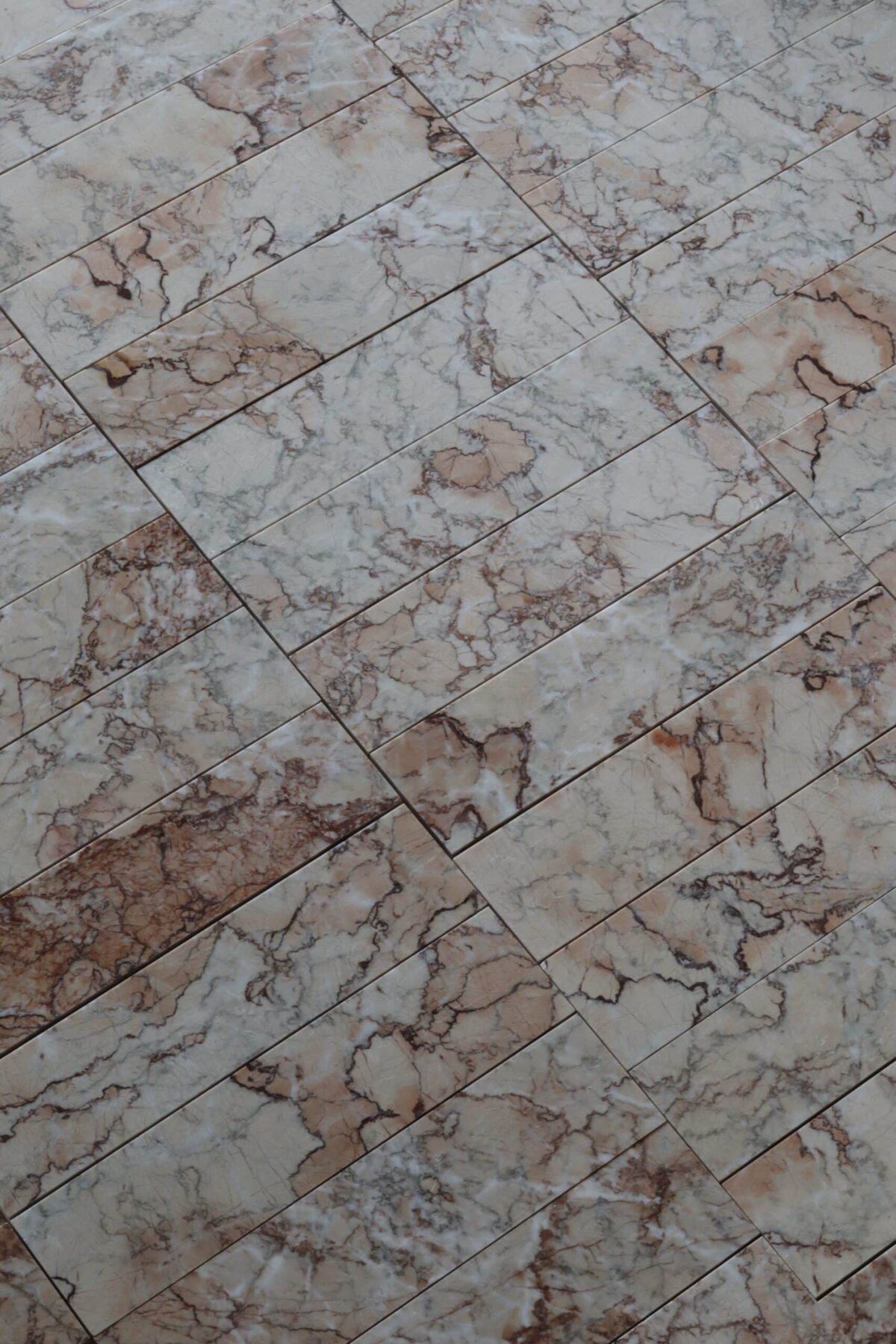 Marmur SAKURA cegiełka 30,5×7,6×1 cm szlifowana - obrazek 3