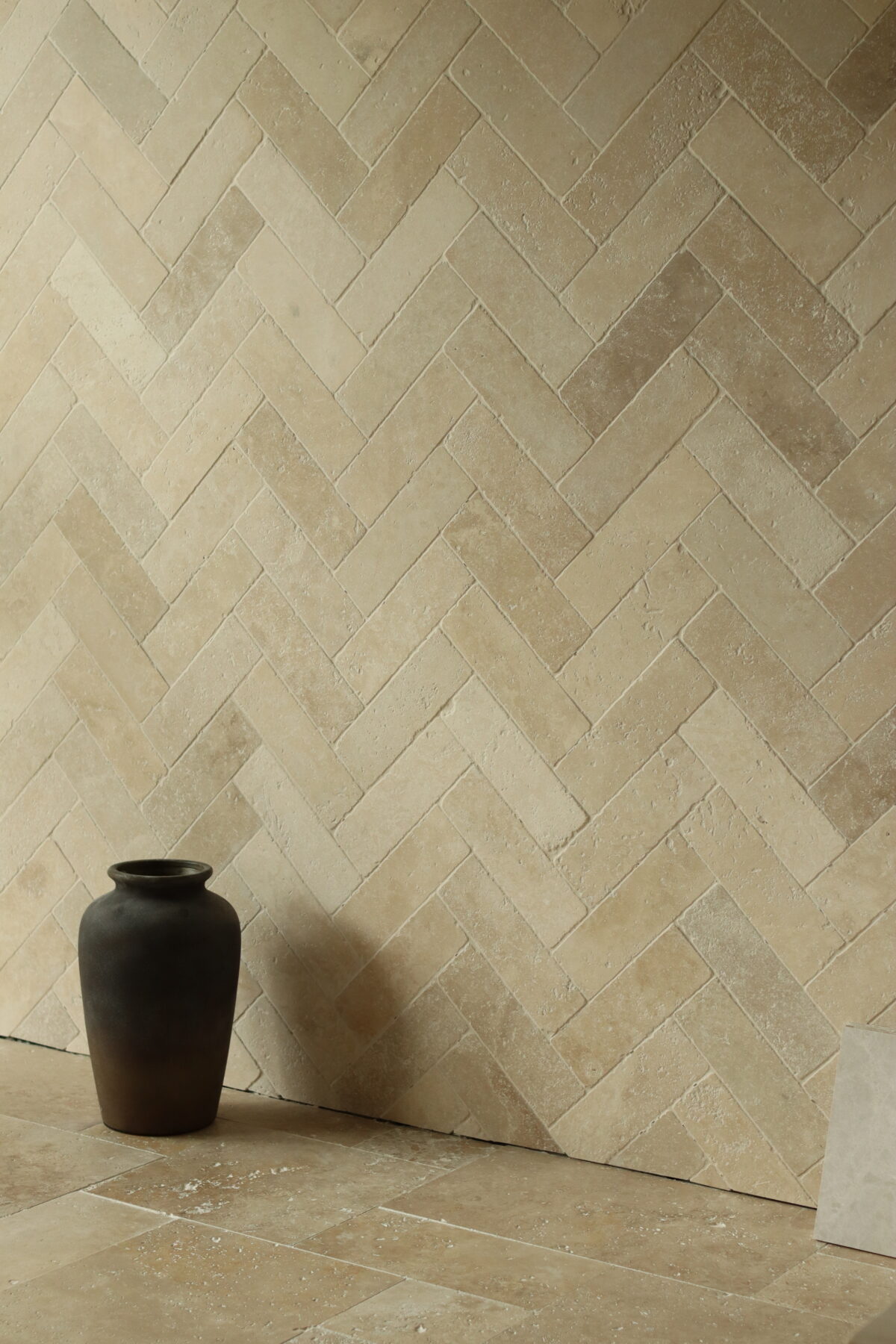 Trawertyn LIGHT PREMIUM płytki 30,5x10x1 cm szlifowane - obrazek 1