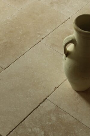 trawertyn classic light 60x30 wypelniany szlifowany bebnowanie best granit 1 Duzy e1763647800418