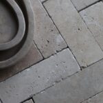 Trawertyn IVORY MIX cegiełka 30,5×10×3 cm szlifowana