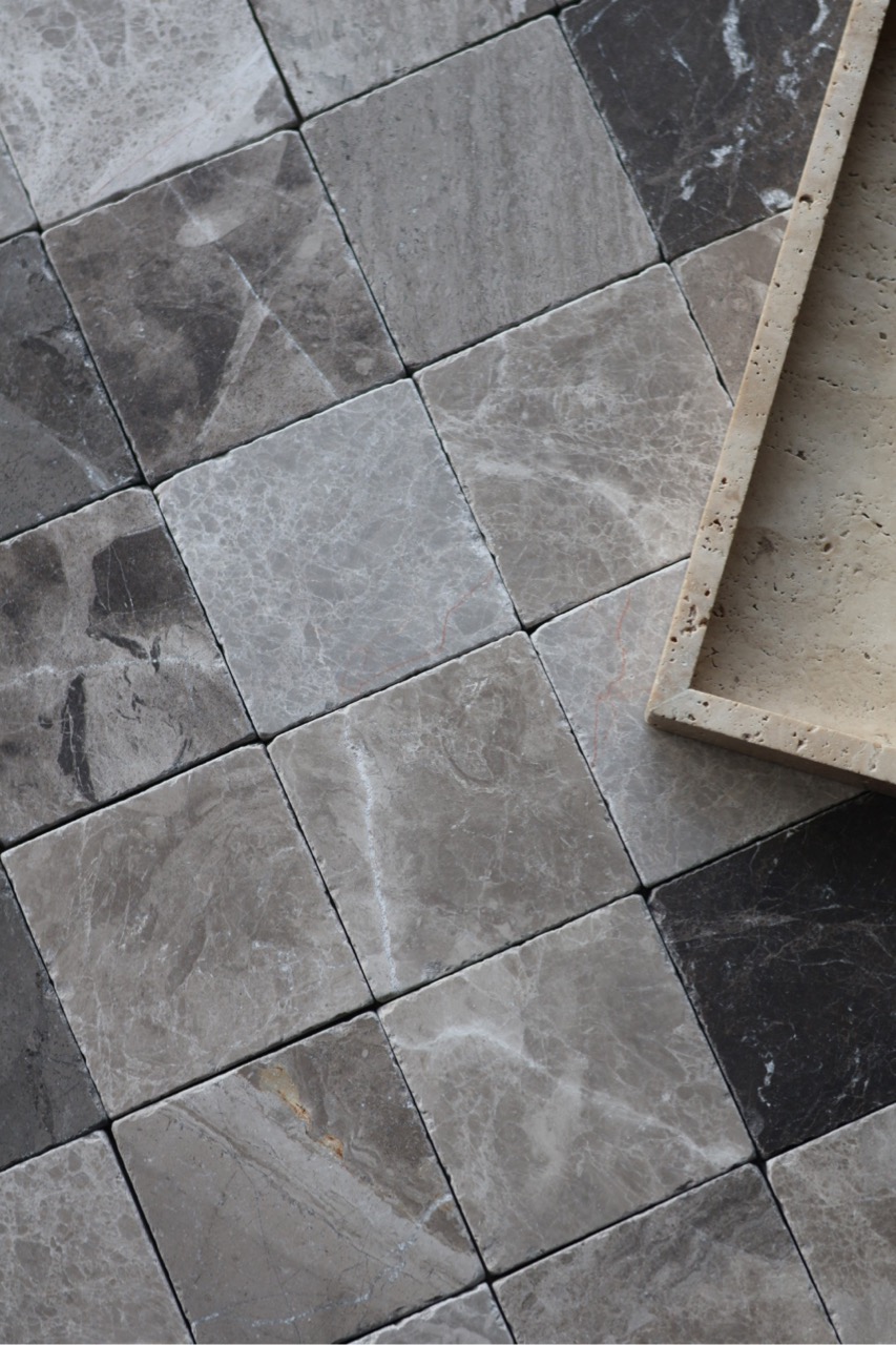 IMG_1795 Duży Marmur MOON BROWN cegiełka 10x10x1 cm szlifowana - obrazek 1