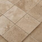 Trawertyn SUPER LIGHT płytki 20,3×20,3×1,2 cm szczotkowane